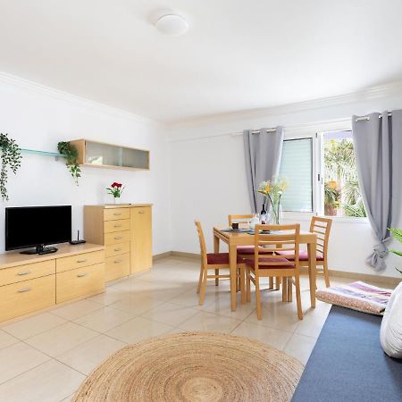 Live Los Cristianos Los Playeros Close To The Beach Arona  Bagian luar foto
