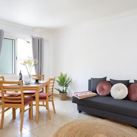 Live Los Cristianos Los Playeros Close To The Beach Arona  Bagian luar foto